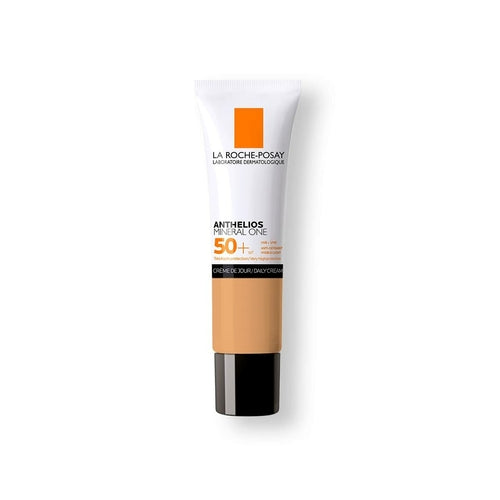 La Roche Posay Cosmetolux SPF 50 sun protection cream with color in shade Nº 04, 30 ml tube, for UV protection and skin tone.