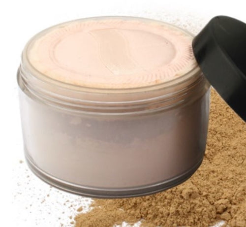 Cosmetolux Mineral Powder #4 in a compact container, showcasing smooth, finely milled mineral makeup for a natural finish.